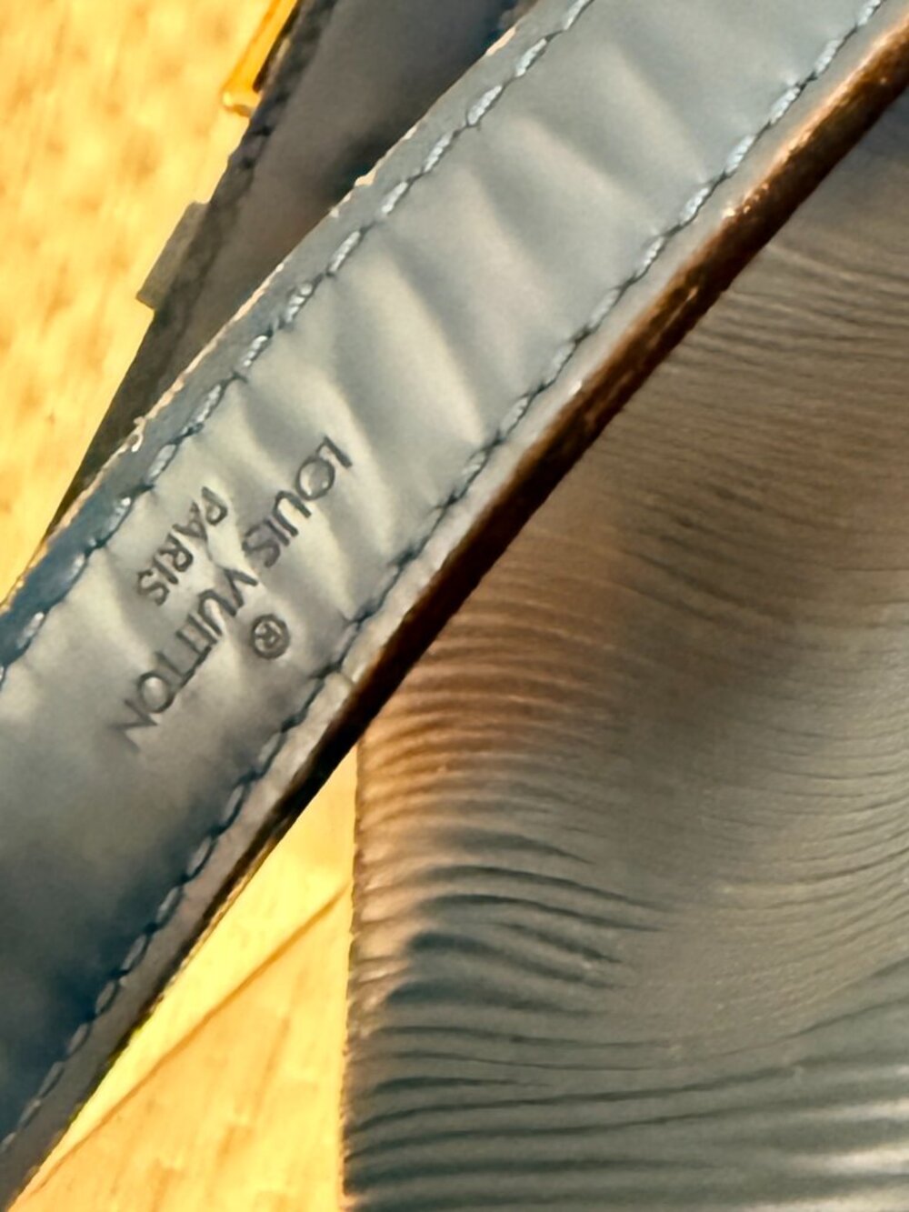 Louis Vuitton Neo Noe Epi Leather Drawstring Bag - Picture 12 of 14